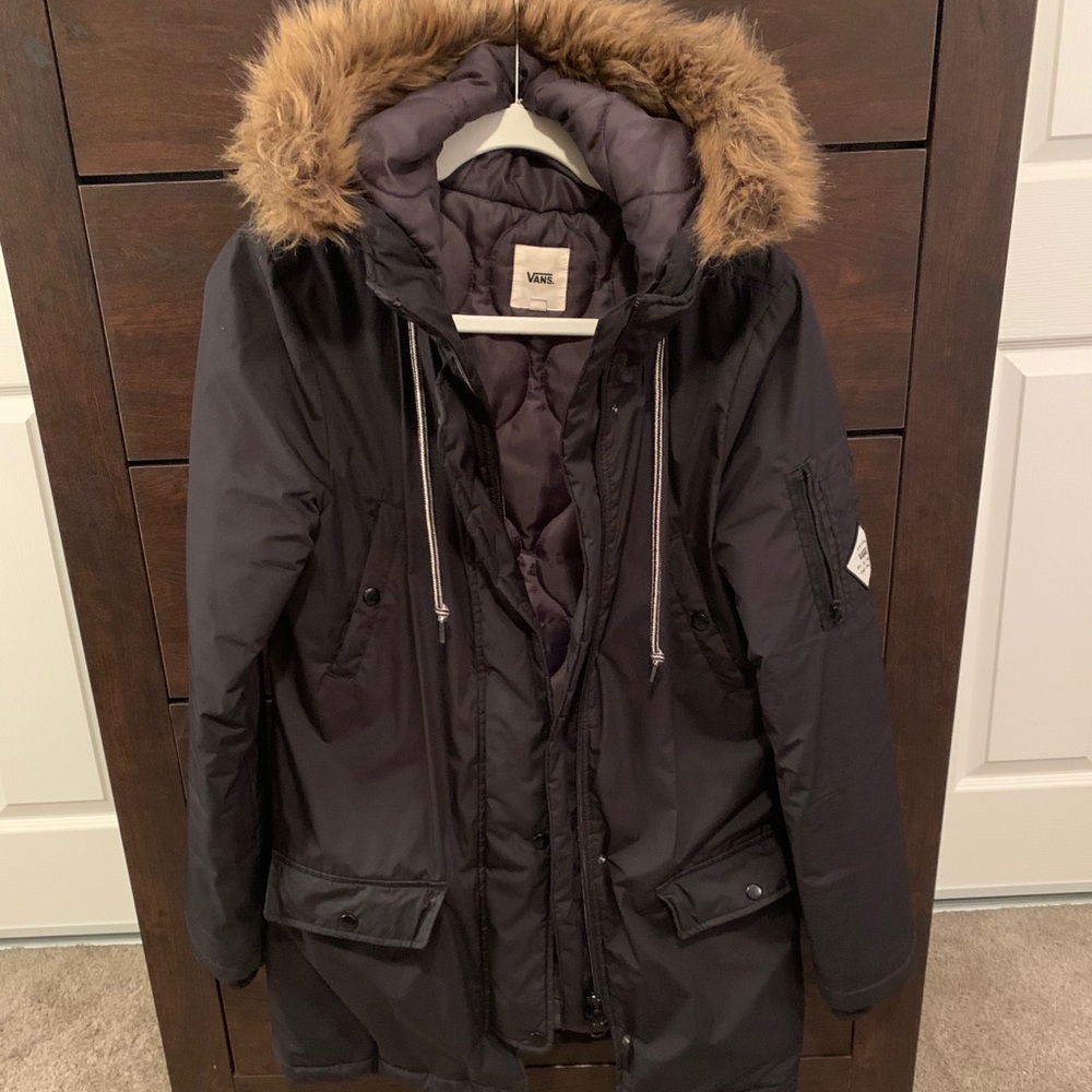 Vans black winter coat with faux fur trim hood